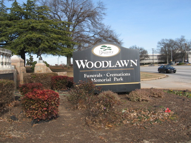 Woodlawn Memorial Park